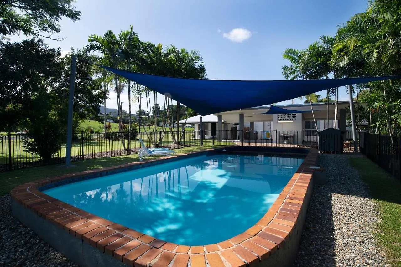 Apartments At Mission Beach 0*,